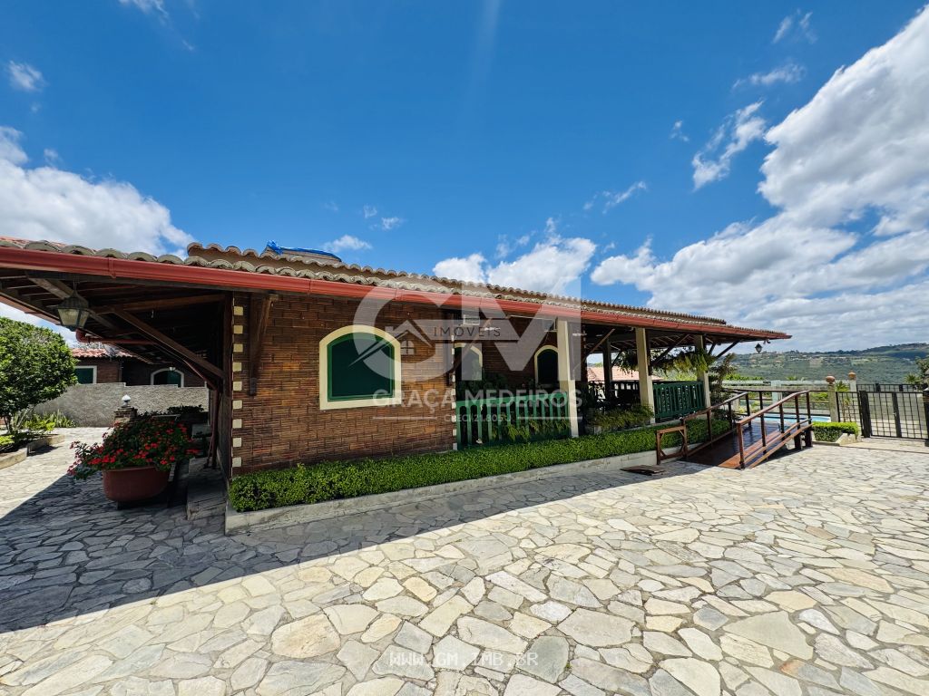 Foto de Excelente chácara com 4.000 m², a apenas 400 metros da pista!