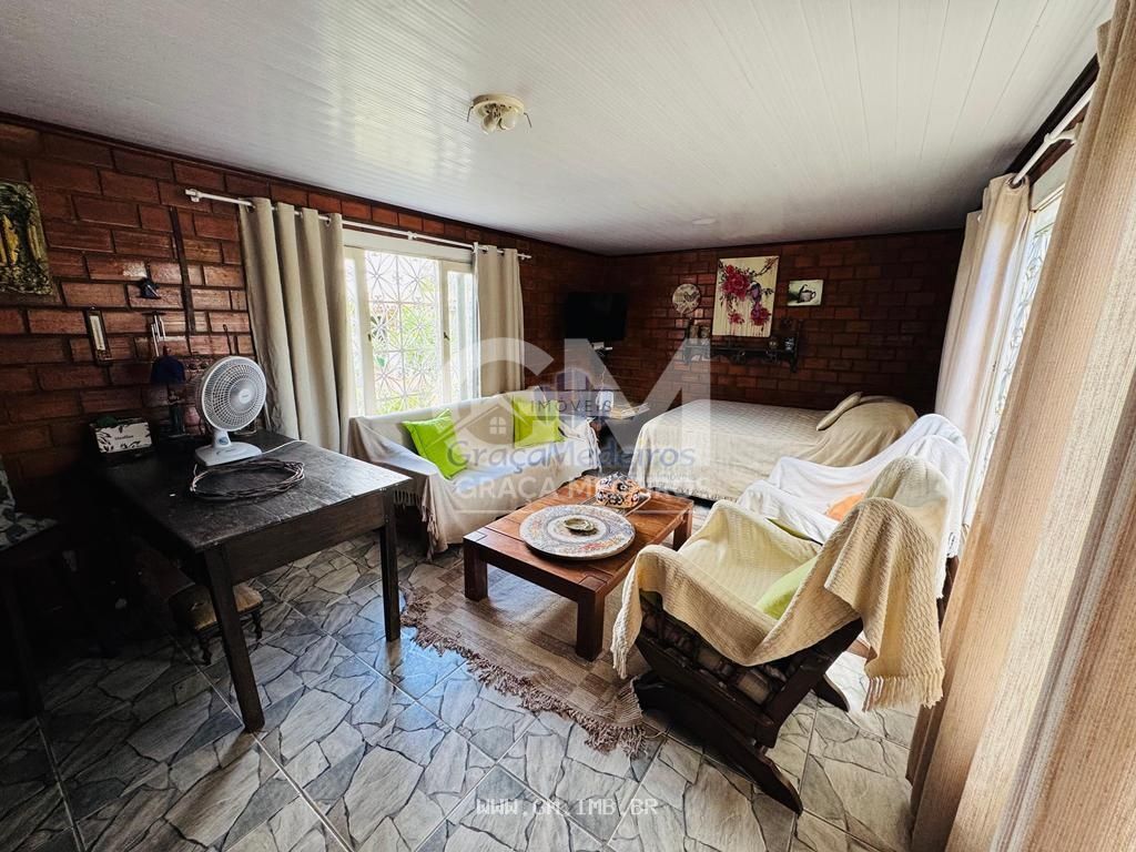 Foto de Casa ampla com 240 metros de área construída