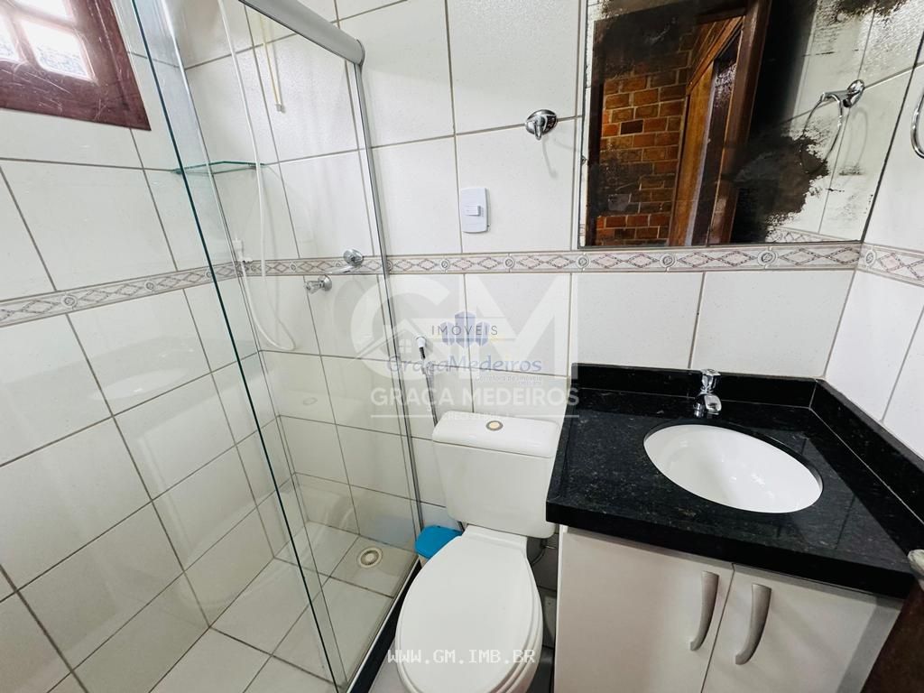 Foto de Casa térrea com 4 quartos em condomínio fechado