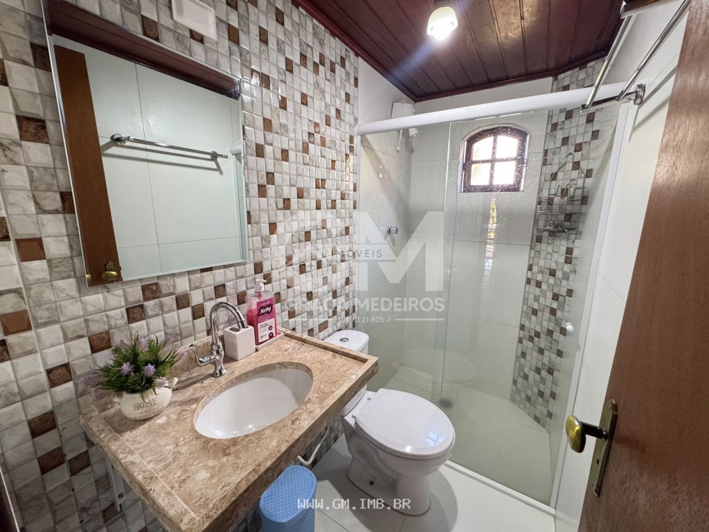 Foto de Chalé com 3 quartos em condomínio a 300 metros da pista local