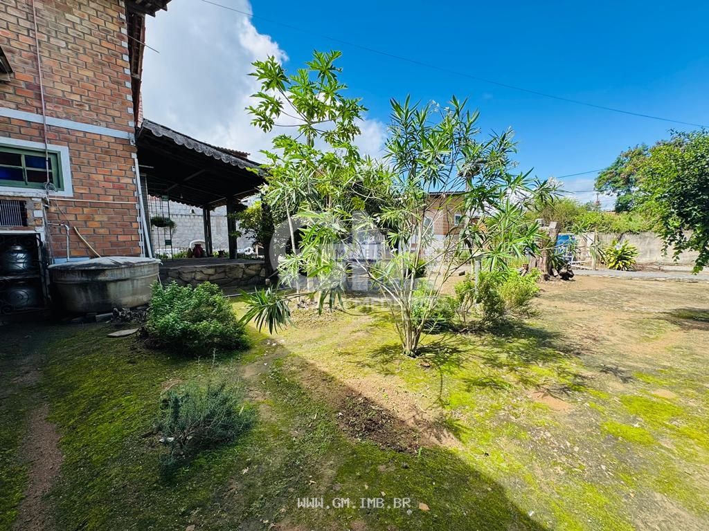 Foto de Casa ampla com 240 metros de área construída