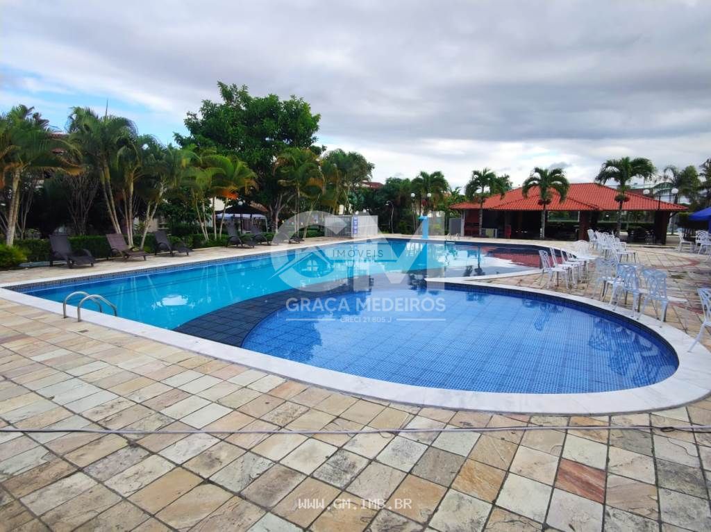 Foto de Casas espaçosa com 5 quartos em condomínio 