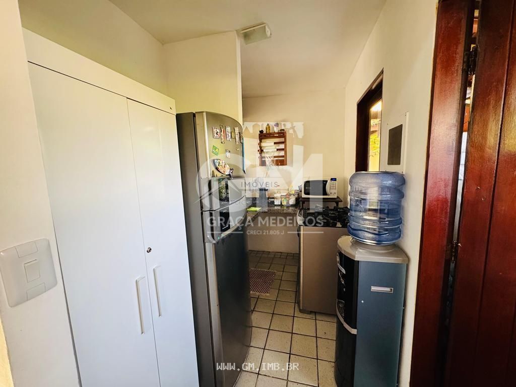 Foto de Casa com 3 quartos em condomínio fechado