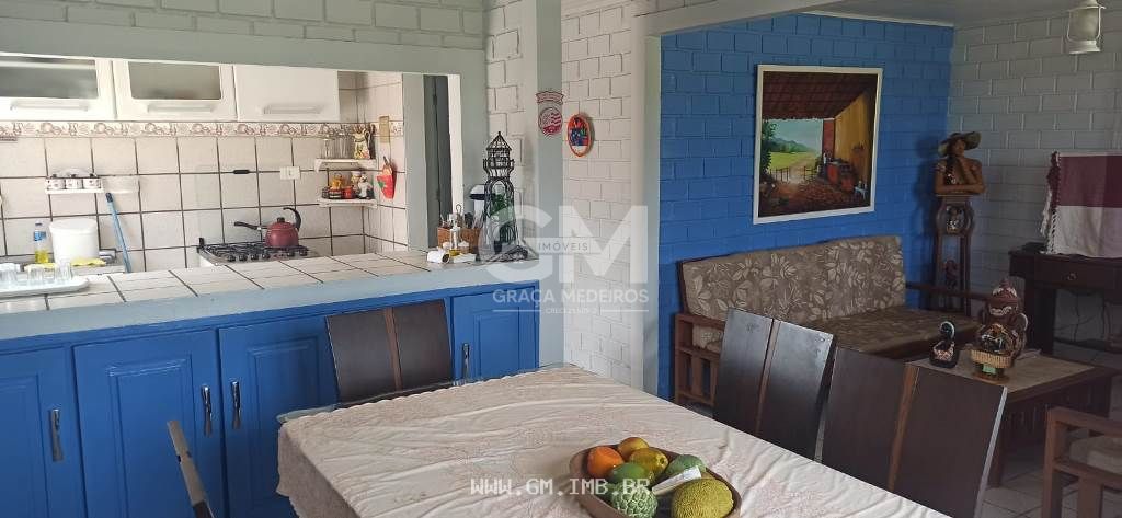 Foto de Casas com 3 quartos em condomínio próximo a BR 232