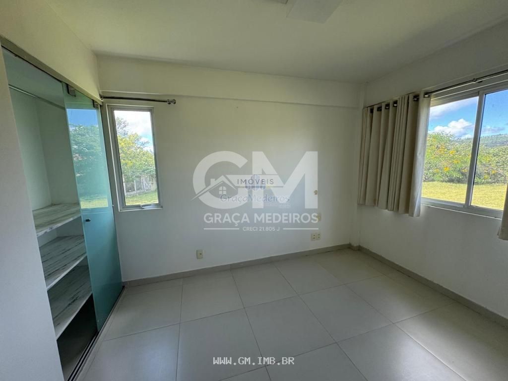 Foto de Casa com 300 metros de área construída em terreno 2.124,59 metros