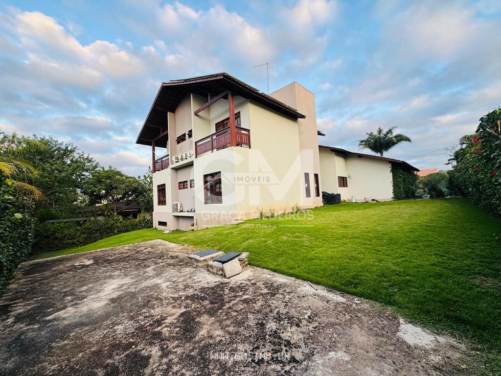 Foto de Casa de alto padrão em condomínio estilo fazenda