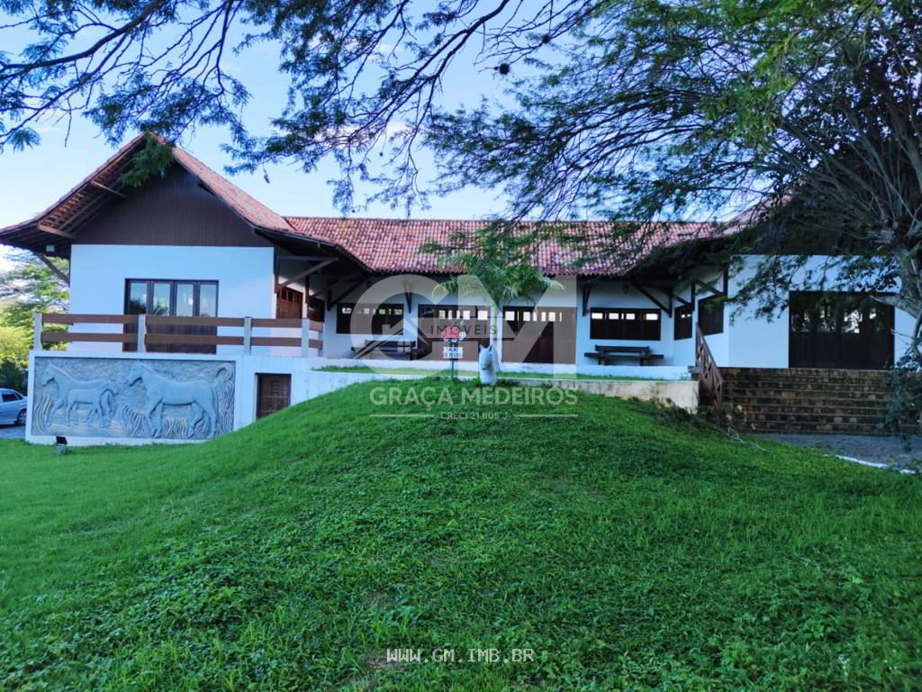 Foto de Lote em condomínio ás margens da BR-232- excelente localização