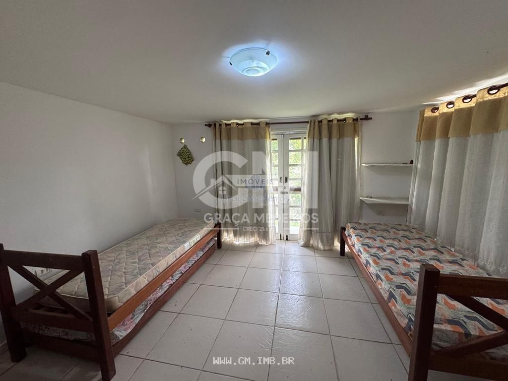 Foto de Casa com 4 quartos em condomínio com lazer completo 