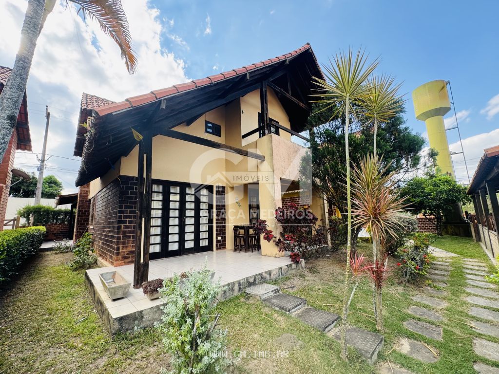 Foto de Casa com 3 quartos, espaço gourmet particular 