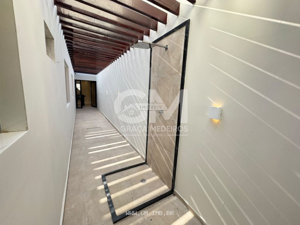 Foto de Casa com piscina e mobiliada em Gravatá
