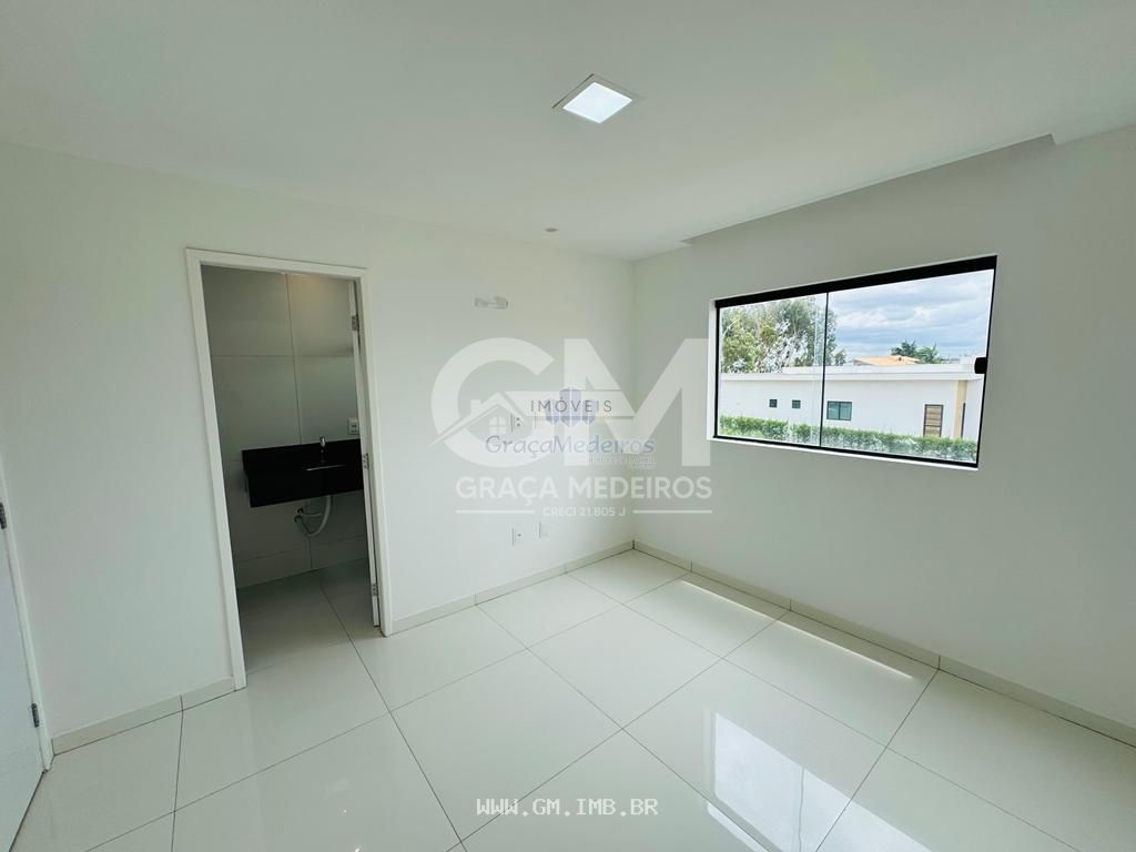 Foto de Casa nova em condomínio de alto padrão