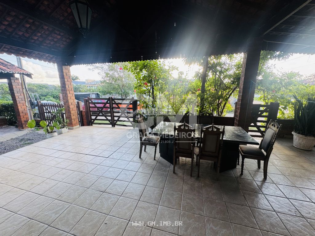 Foto de Casa térrea de esquina e com espaço gourmet privativo 