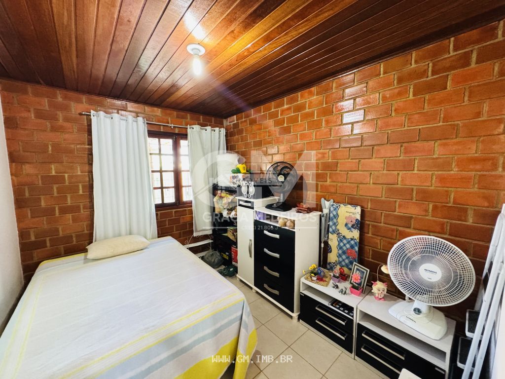 Foto de Chalé com 4 quartos sendo 3 suítes 