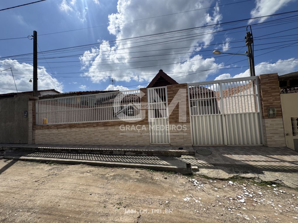 Foto de Casa com 4 quartos, excelente localização próximo ao centro