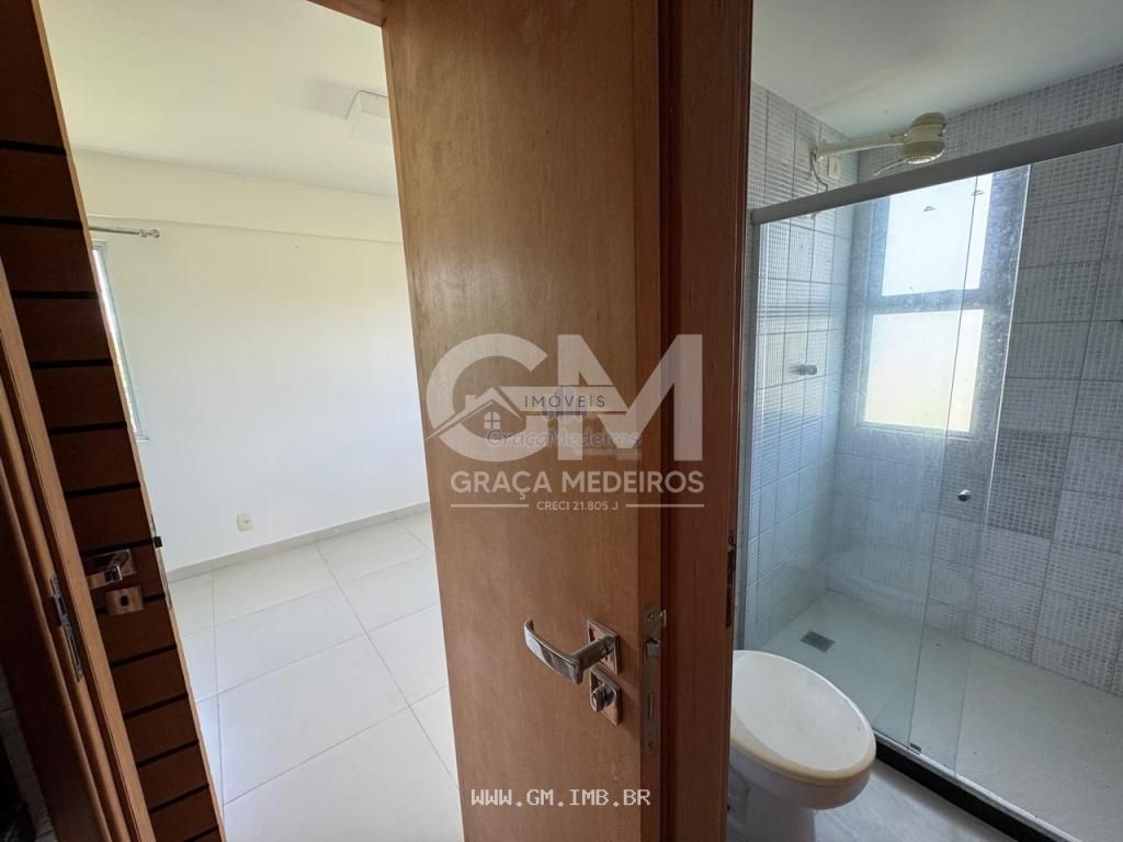 Foto de Casa com 300 metros de área construída em terreno 2.124,59 metros