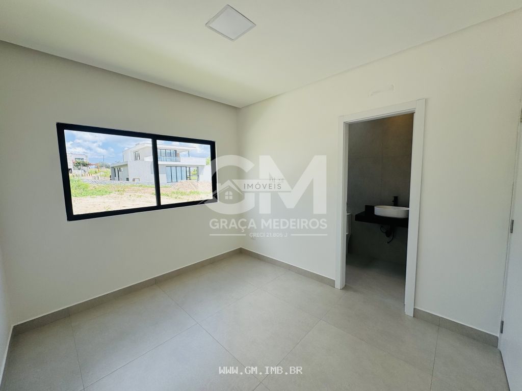 Foto de Casa com 5 suítes, piscina e espaço gourmet