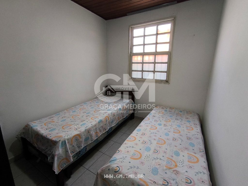 Foto de Casa térrea em condomínio com fácil acesso ao centro da cidade