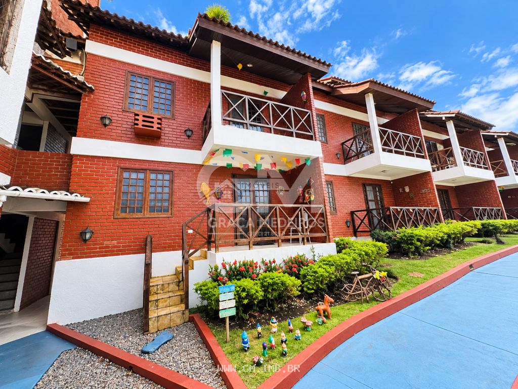 Apartamento com 3 quartos em condomínio 