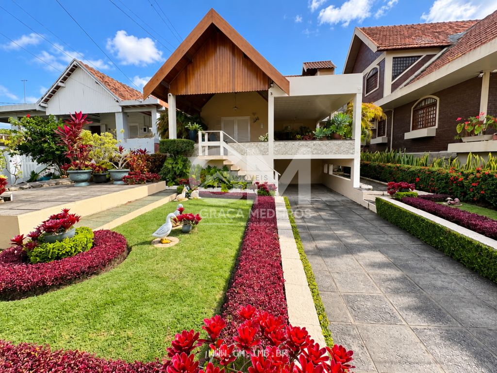 Casa em condomínio próximo ao Polo Moveleiro  