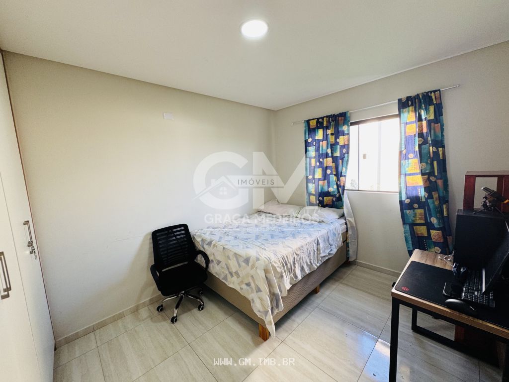 Foto de Casa térrea em condomínio com terraço gourmet