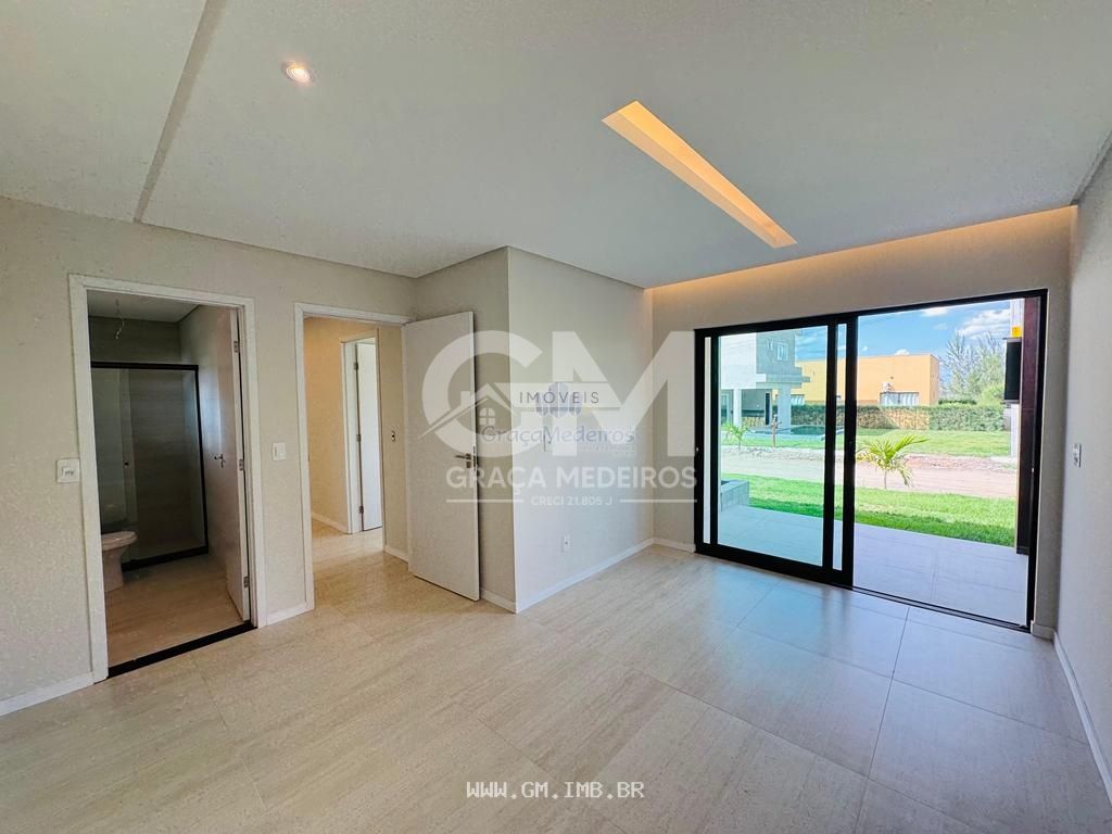 Foto de Casa nova com 4 quartos em condomínio 