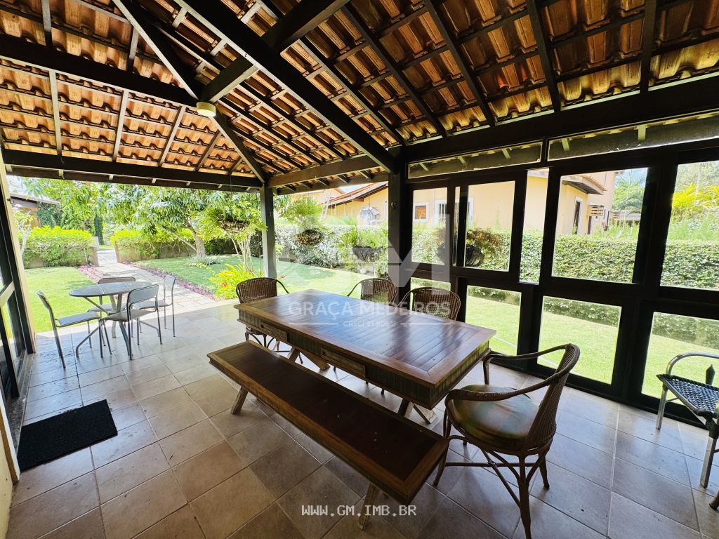 Foto de Casa com 4 suítes, mobiliada, terreno com 450 m² 
