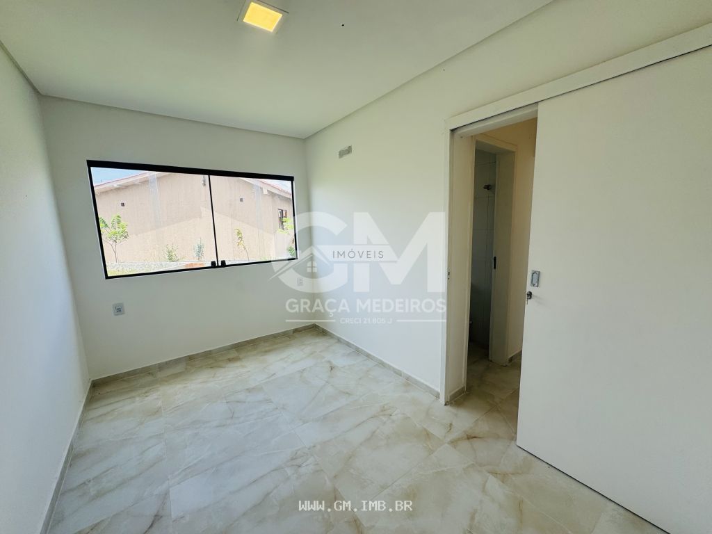 Foto de Casas com 4 quartos e piscina privativa em Santana, Gravatá