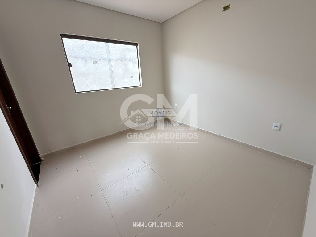 Foto de Casa com 3 quartos em  em condomínio 