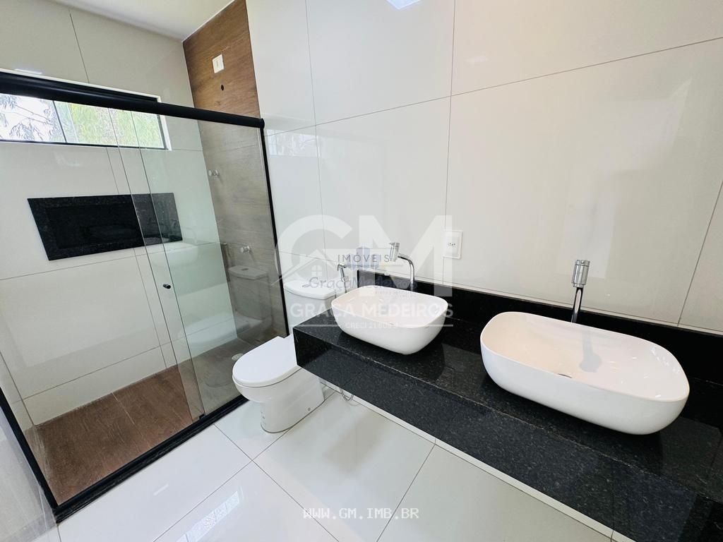 Foto de Casa nova em condomínio de alto padrão
