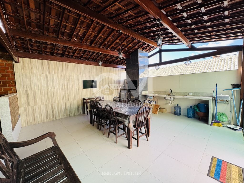 Foto de Chalé com 4 quartos sendo 3 suítes 