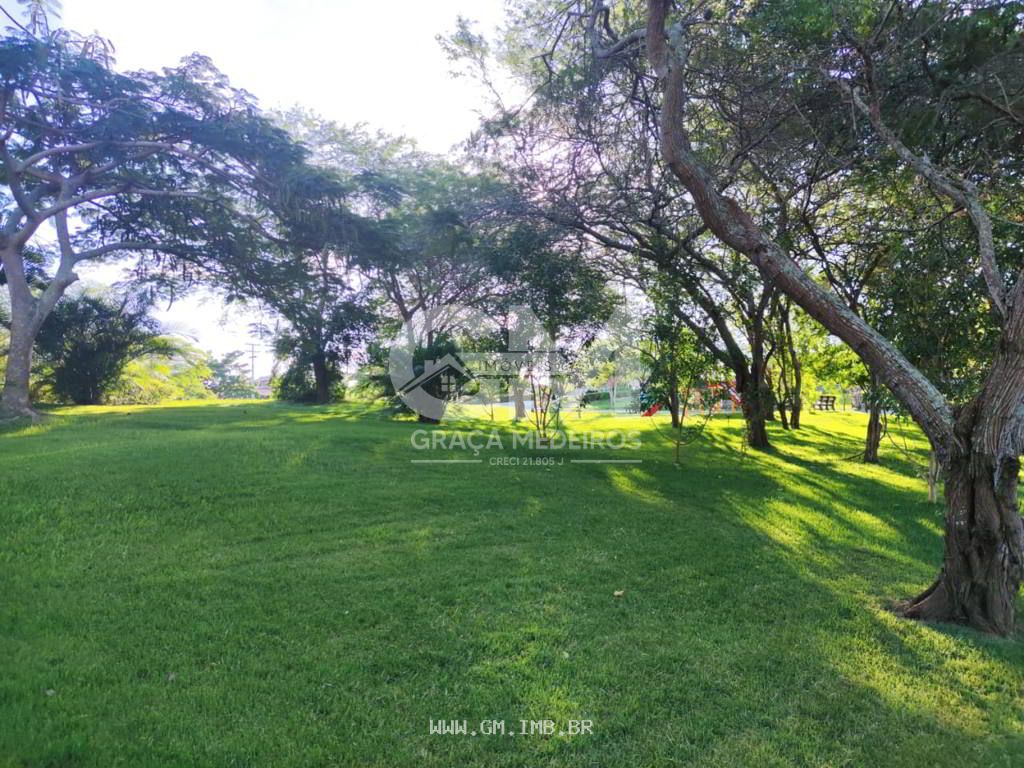 Foto de Lote em condomínio ás margens da BR-232- excelente localização