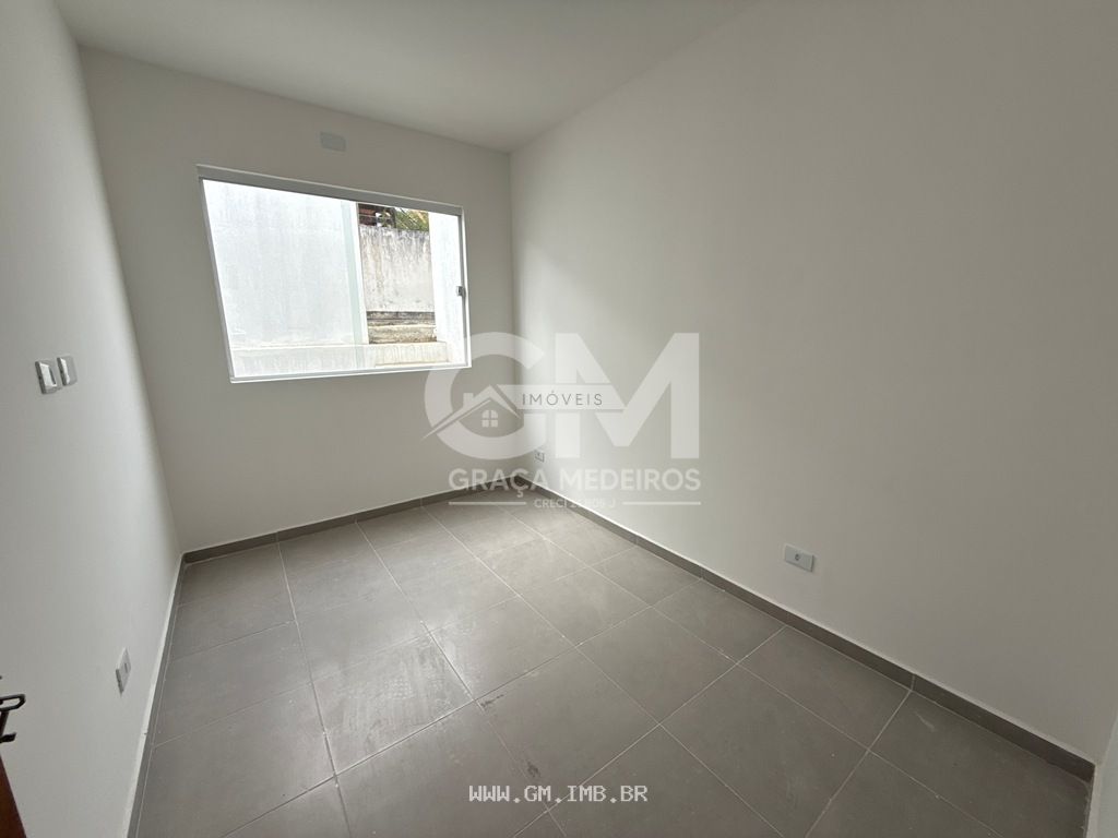 Foto de Casa com 2 quartos, sendo 1 suíte com 50 metros
