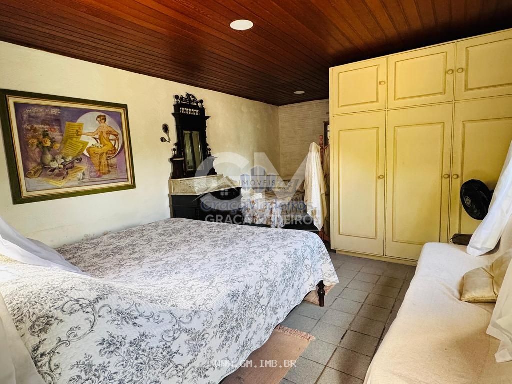Foto de Casa ampla com 240 metros de área construída
