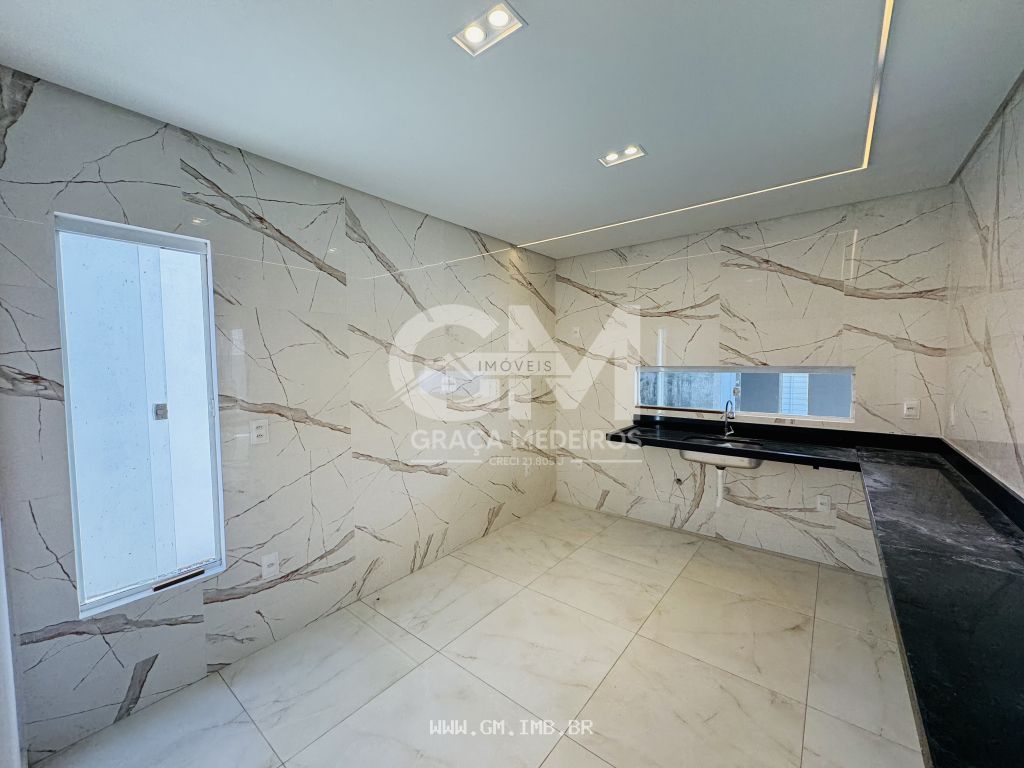 Foto de Casa nova com 135 m², piscina e terraço gourmet 