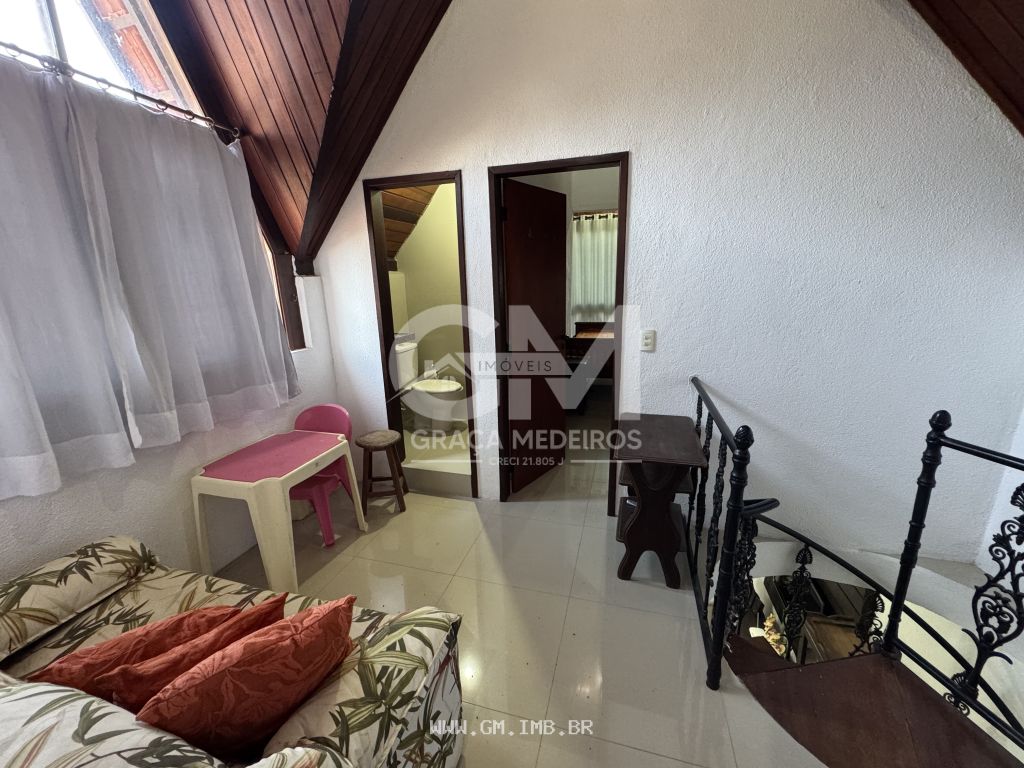 Foto de Chalé com 3 quartos e espaço gourmet particular 