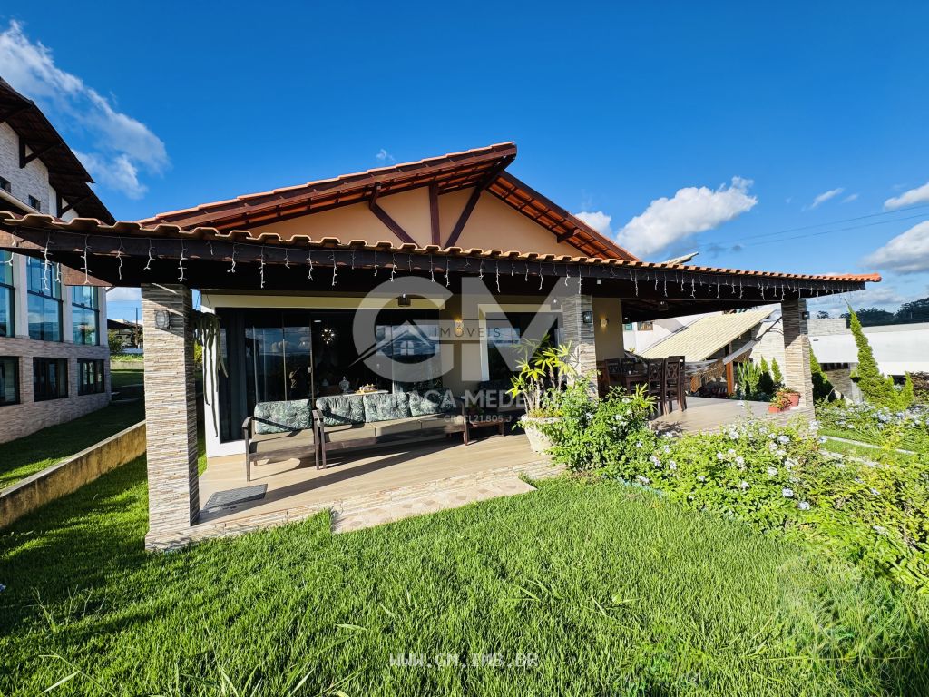 Foto de Casa térrea em condomínio com terraço gourmet