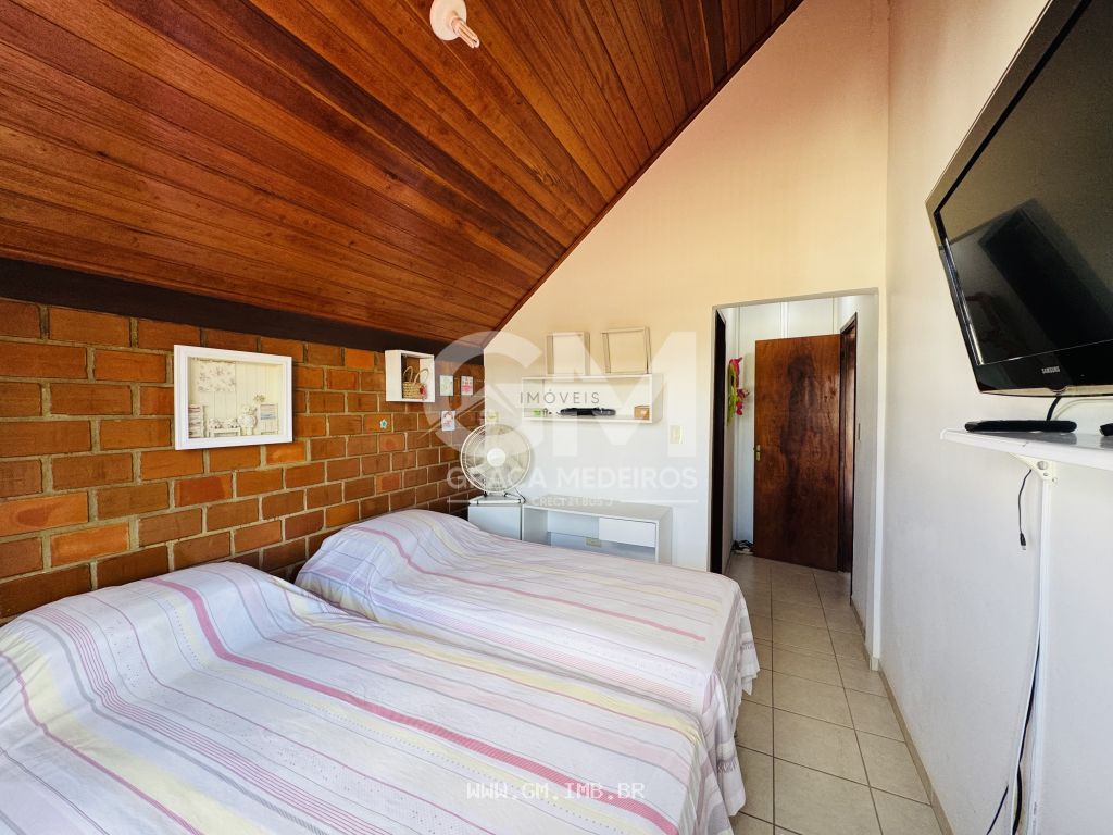 Foto de Chalé com 4 quartos sendo 3 suítes 
