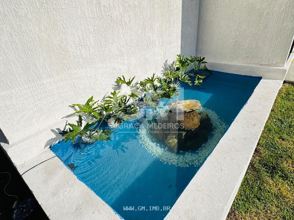 Foto de Casa nova com 4 suítes em condomínio fechado 