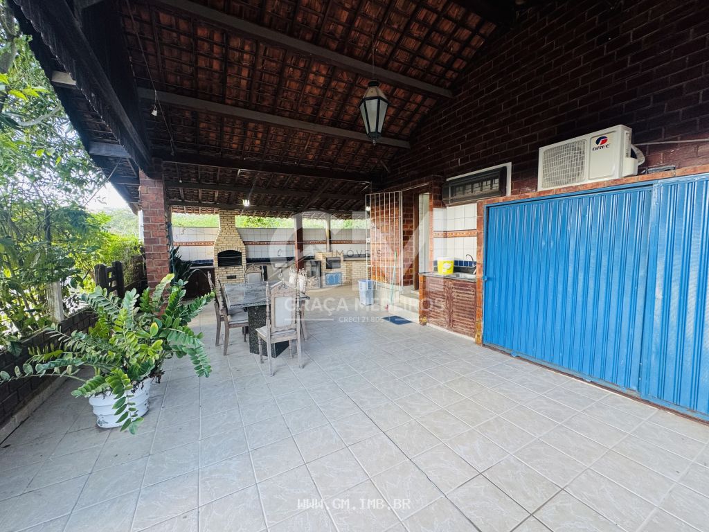 Foto de Casa térrea de esquina e com espaço gourmet privativo 