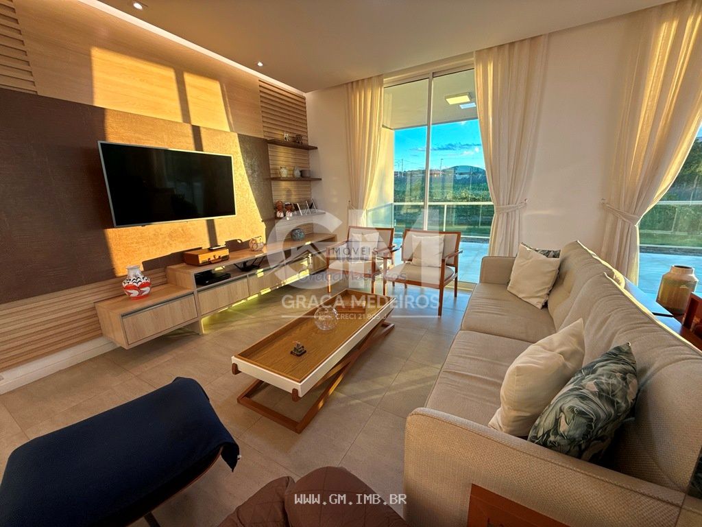 Foto de Casa com 500 metros de área construída de alto padrão em condomínio 