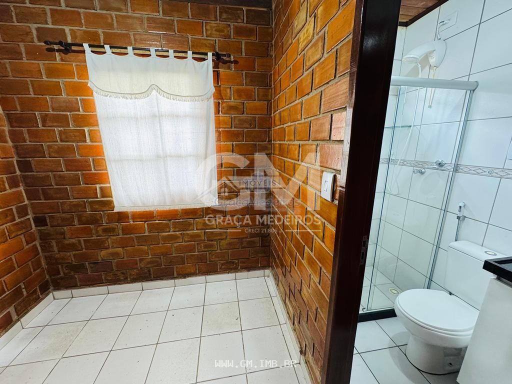 Foto de Casa térrea com 4 quartos em condomínio fechado
