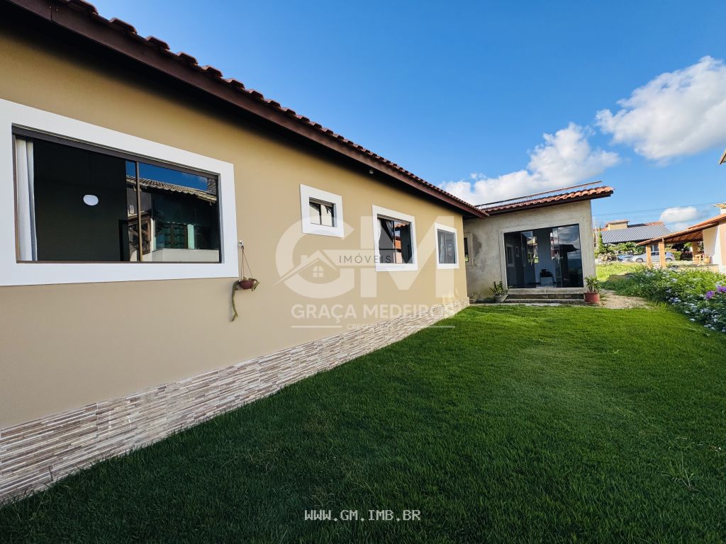 Foto de Casa térrea em condomínio com terraço gourmet