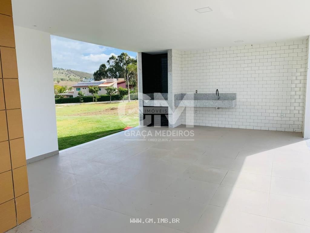 Foto de Casa com 5 quartos, terreno com 1.000 m² 