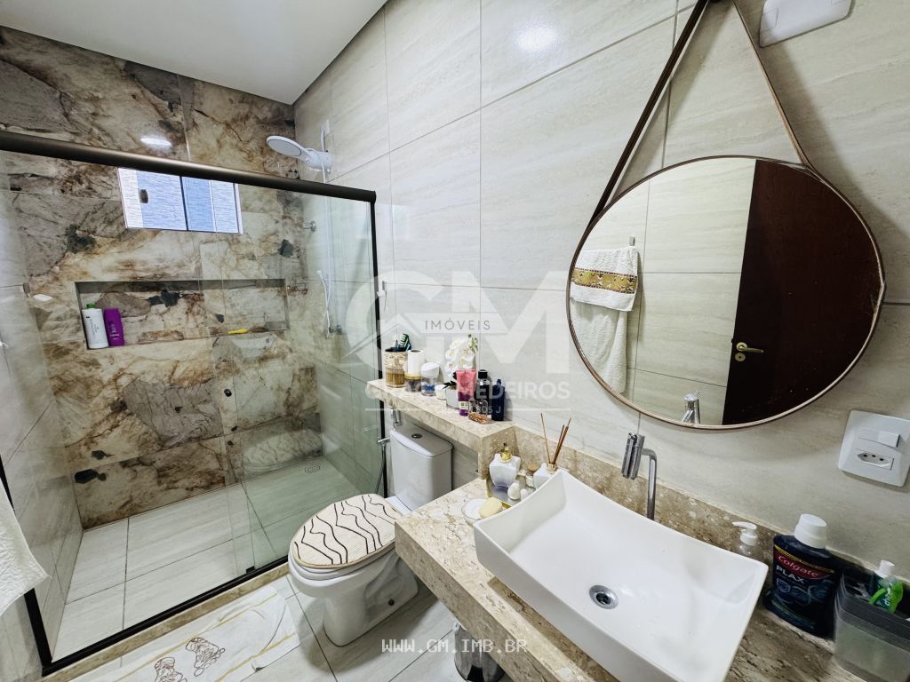 Foto de Casa térrea em condomínio com terraço gourmet