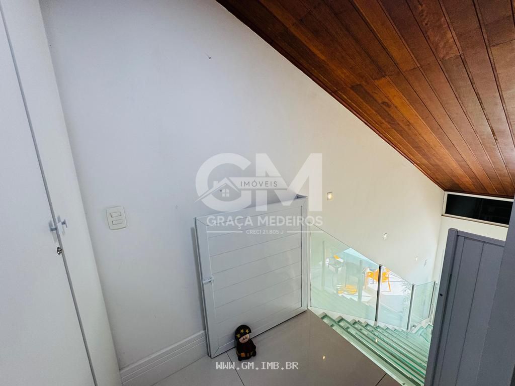 Foto de Apartamento com 4 quartos no Villa Hípica em Gravatá