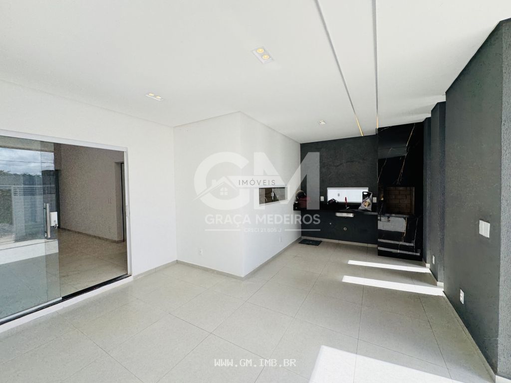 Foto de Casa nova com 135 m², piscina e terraço gourmet 