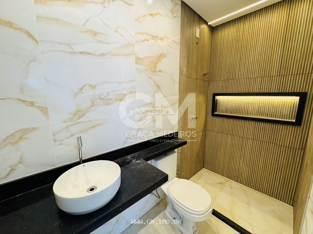 Foto de Casa nova com 135 m², piscina e terraço gourmet 