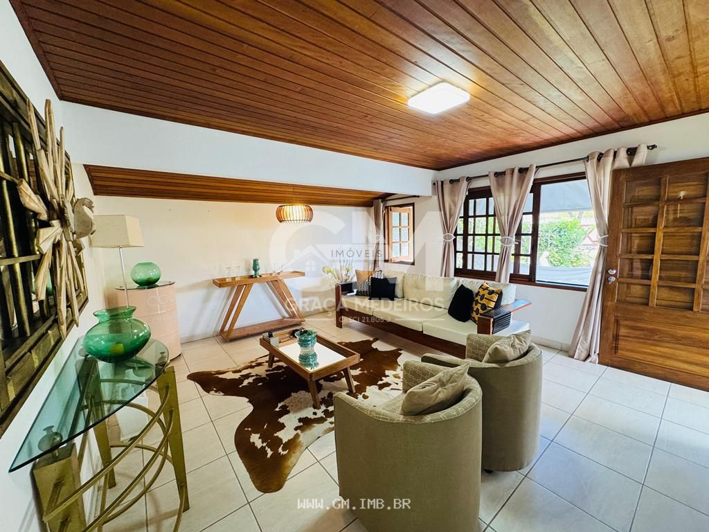 Foto de Casa em condomínio com piscina privativa