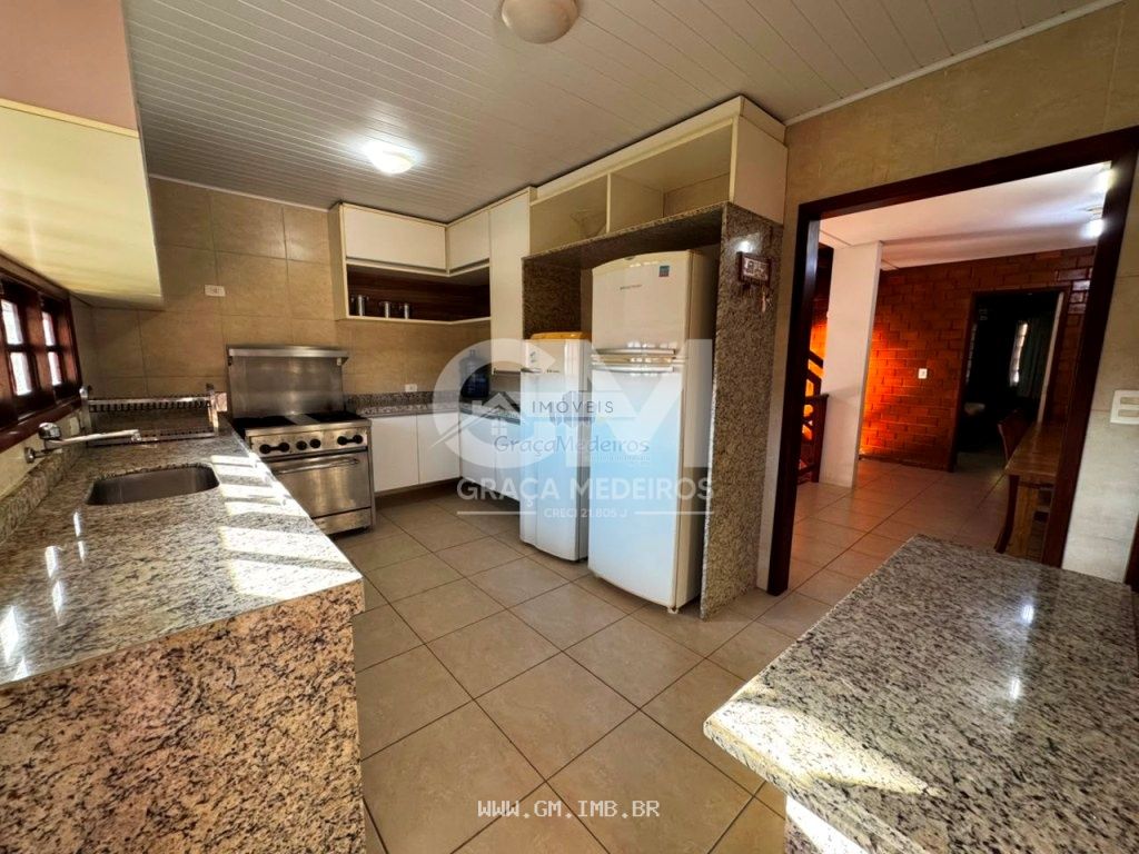 Foto de Casa com vista panorâmica em condomínio 