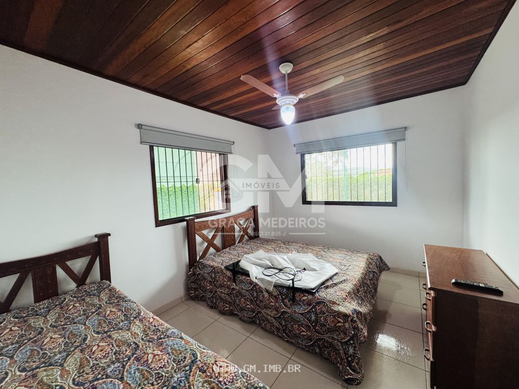 Foto de Casas com 5 quartos  em terreno com 1.200 metros em Gravatá
